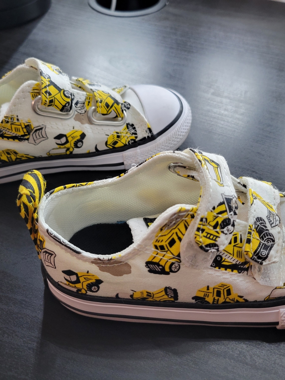 Converse White and Yellow Construction Print Toddler Sneakers - Picture 4 of 6
